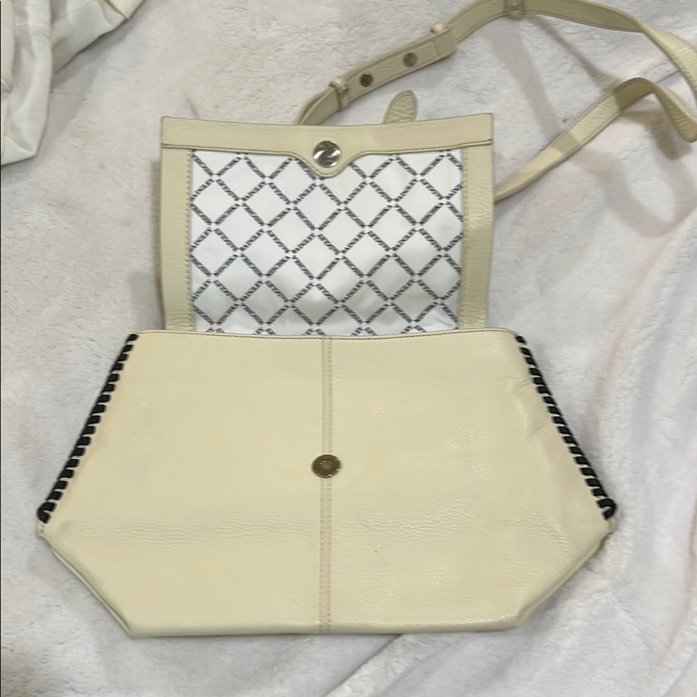 Badgley Mischka Cream Crossbody Bag with Angular Elegance